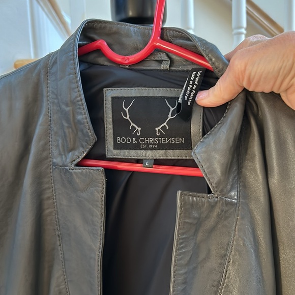 Jacket - Picture 4 of 4